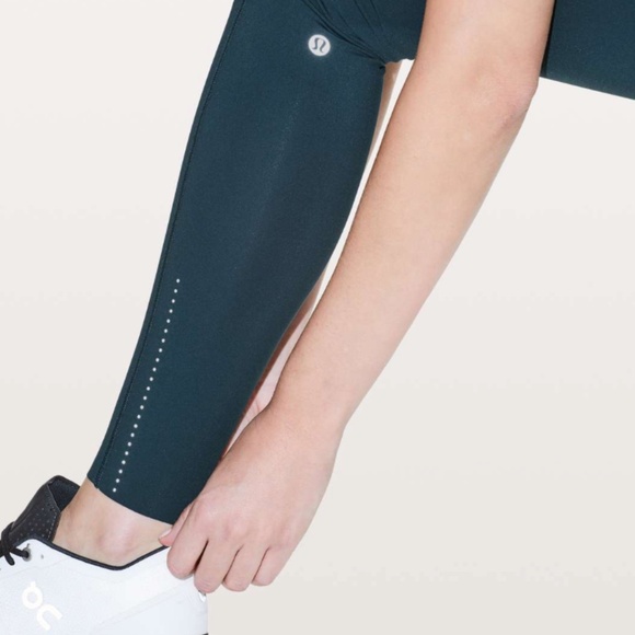 Lululemon Fast & Free Full Length Tight *Nulux 28" - Picture 6 of 8